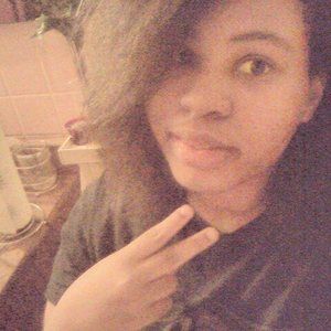 Meet your Posher, Crailynn